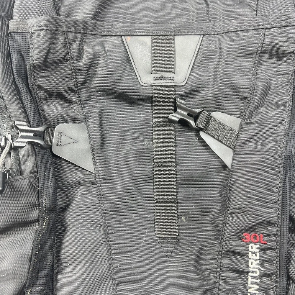 Eddie Bauer Guide Backpack Adventurer 30L Black Bag Hiking Travel Laptop Unisex‎